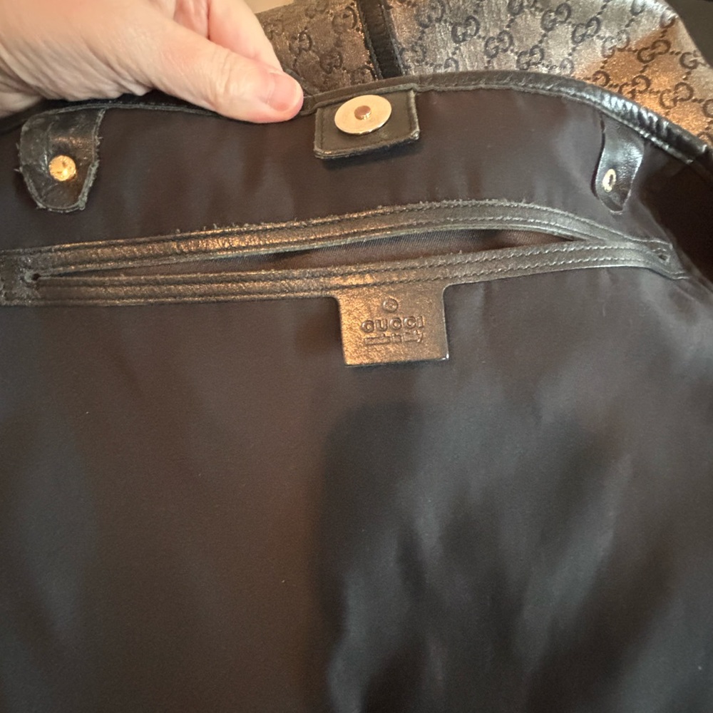 Authentic Gucci Joy Tote - GG Crystal Canvas & Leather - Medium-fair condition - Picture 8 of 11